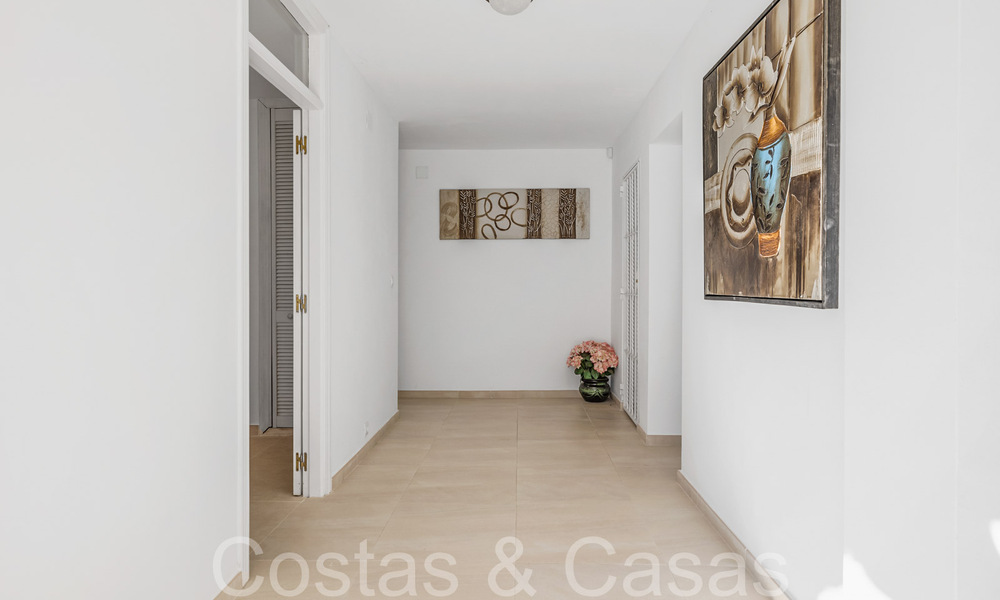 Villa andaluza en venta en un entorno de golf, a pocos minutos del centro de Estepona 65656