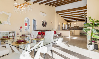 Villa andaluza en venta en un entorno de golf, a pocos minutos del centro de Estepona 65684 
