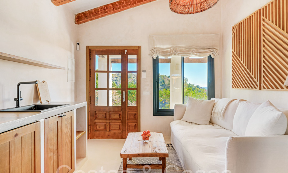 Finca de lujo andaluza con alojamiento de invitados y sublimes vistas al mar en venta en las colinas de Estepona 65099