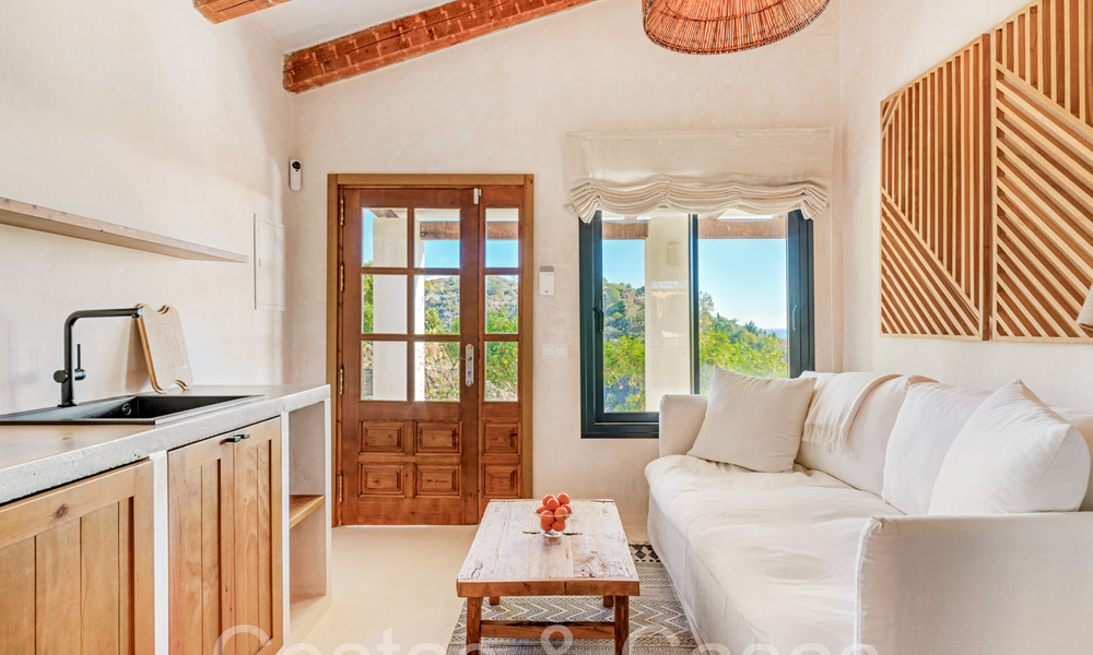 Finca de lujo andaluza con alojamiento de invitados y sublimes vistas al mar en venta en las colinas de Estepona 65099