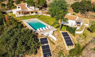 Finca de lujo andaluza con alojamiento de invitados y sublimes vistas al mar en venta en las colinas de Estepona 65113 