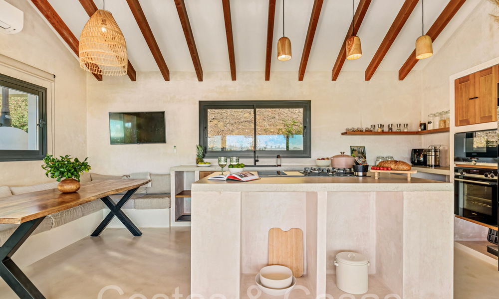 Finca de lujo andaluza con alojamiento de invitados y sublimes vistas al mar en venta en las colinas de Estepona 65118