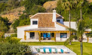 Finca de lujo andaluza con alojamiento de invitados y sublimes vistas al mar en venta en las colinas de Estepona 65120 