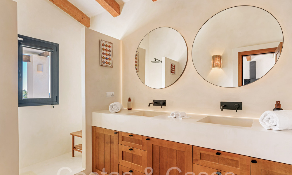 Finca de lujo andaluza con alojamiento de invitados y sublimes vistas al mar en venta en las colinas de Estepona 65122