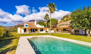 Finca de lujo andaluza con alojamiento de invitados y sublimes vistas al mar en venta en las colinas de Estepona 65129 
