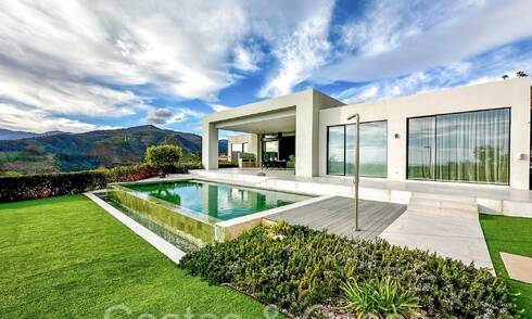Villa arquitectónica de lujo con vistas panorámicas al mar en venta en Marbella - Benahavis 65458