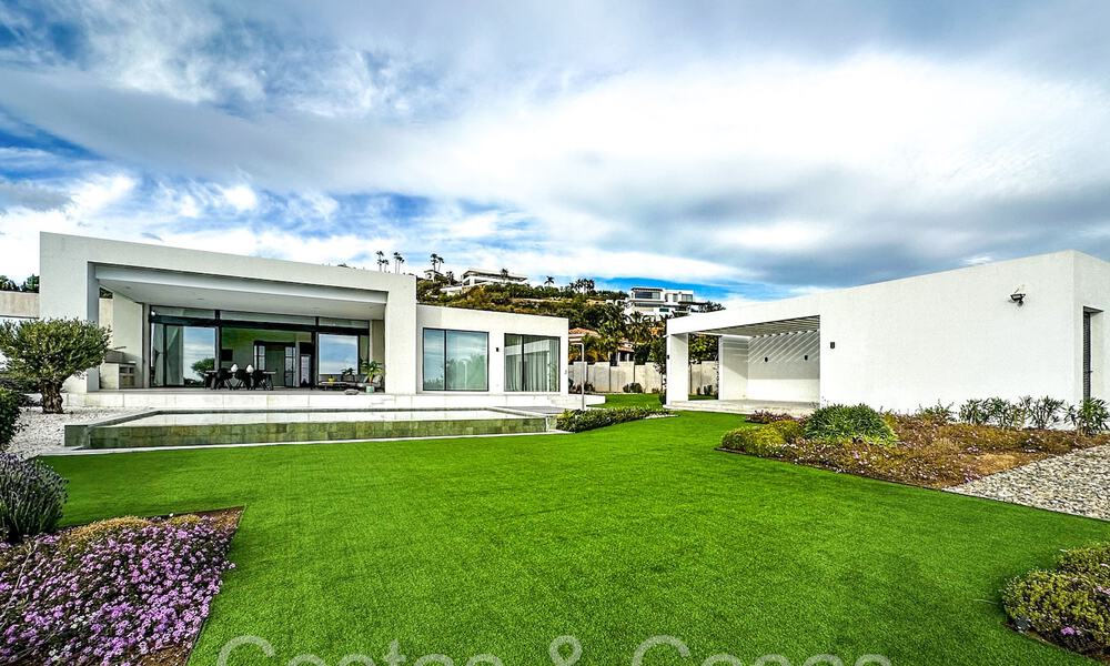 Villa arquitectónica de lujo con vistas panorámicas al mar en venta en Marbella - Benahavis 65459