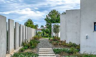 Villa arquitectónica de lujo con vistas panorámicas al mar en venta en Marbella - Benahavis 65462 