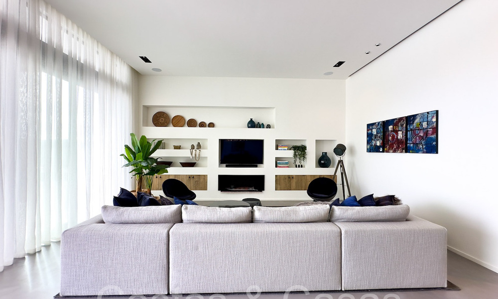 Villa arquitectónica de lujo con vistas panorámicas al mar en venta en Marbella - Benahavis 65465