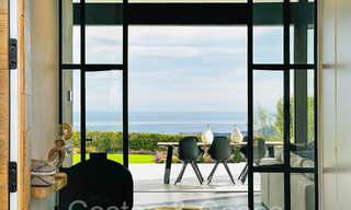 Villa arquitectónica de lujo con vistas panorámicas al mar en venta en Marbella - Benahavis 65488 