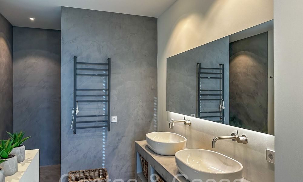 Villa arquitectónica de lujo con vistas panorámicas al mar en venta en Marbella - Benahavis 65496