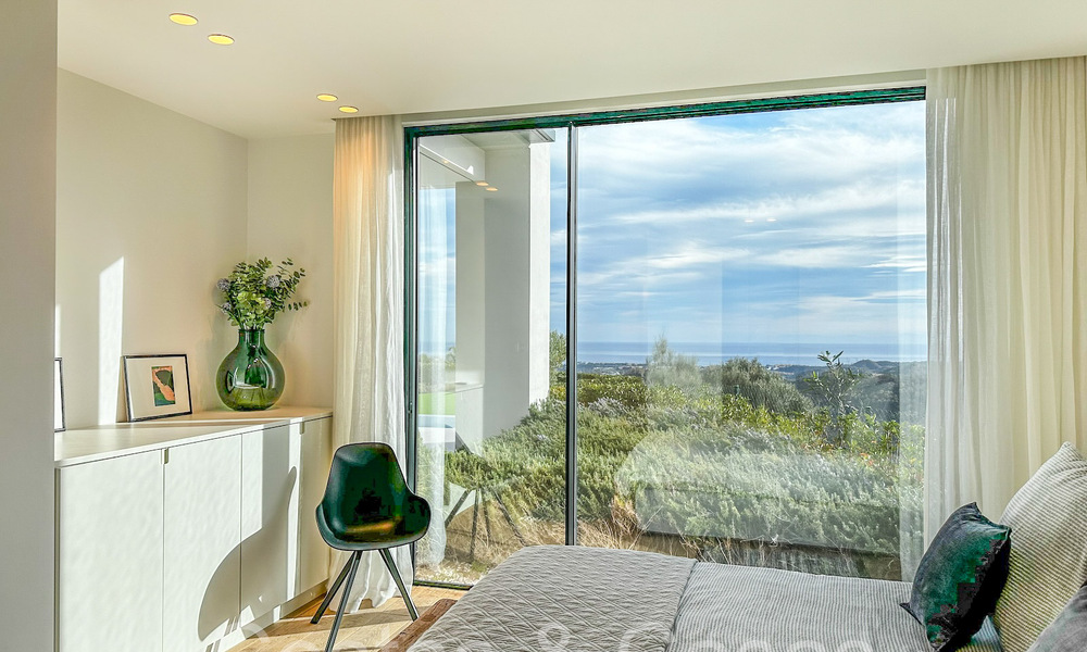 Villa arquitectónica de lujo con vistas panorámicas al mar en venta en Marbella - Benahavis 65499