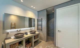 Villa arquitectónica de lujo con vistas panorámicas al mar en venta en Marbella - Benahavis 65502 