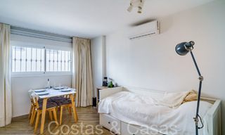 Moderna casa adosada reformada en venta en la Nueva Milla de Oro entre Marbella y Estepona 65724 