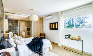 Moderna casa adosada reformada en venta en la Nueva Milla de Oro entre Marbella y Estepona 65733 