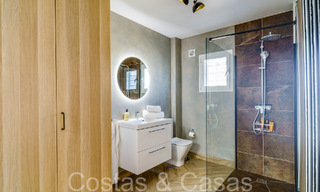 Moderna casa adosada reformada en venta en la Nueva Milla de Oro entre Marbella y Estepona 65742 