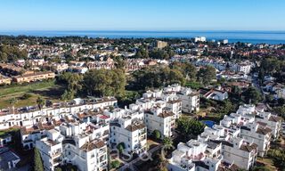Moderna casa adosada reformada en venta en la Nueva Milla de Oro entre Marbella y Estepona 65769 