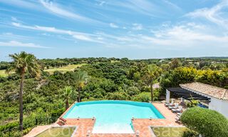 Impresionante finca de lujo en venta en medio de los campos de golf de Sotogrande, Costa del Sol 65149 