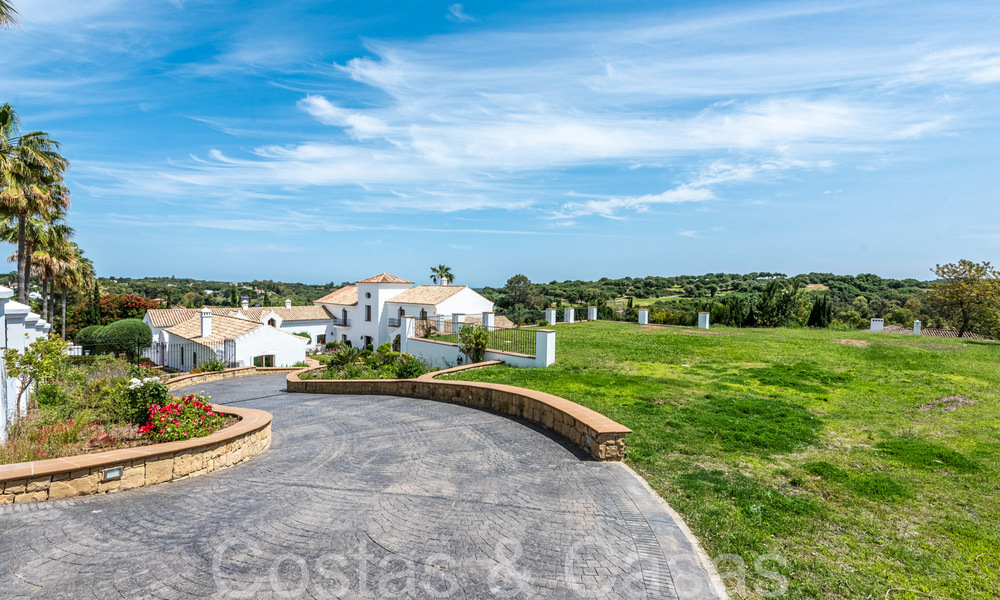 Impresionante finca de lujo en venta en medio de los campos de golf de Sotogrande, Costa del Sol 65180