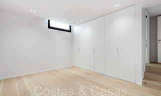 Nueva villa con estilo arquitectónico moderno en venta en el valle del golf de Nueva Andalucía, Marbella 65935 