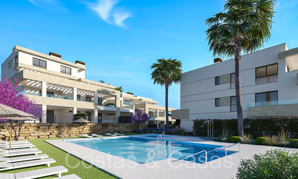 Apartamentos contemporáneos de nueva construcción en venta a poca distancia de la playa y con vistas al mar, cerca del centro de Estepona 65556