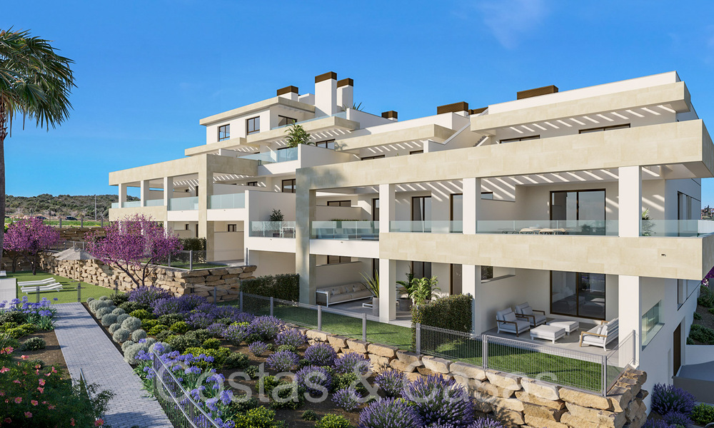 Apartamentos contemporáneos de nueva construcción en venta a poca distancia de la playa y con vistas al mar, cerca del centro de Estepona 65557
