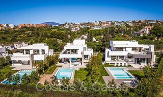 Sofisticadas villas de nueva construcción en venta en la Nueva Milla de Oro entre Marbella y Estepona 66062 