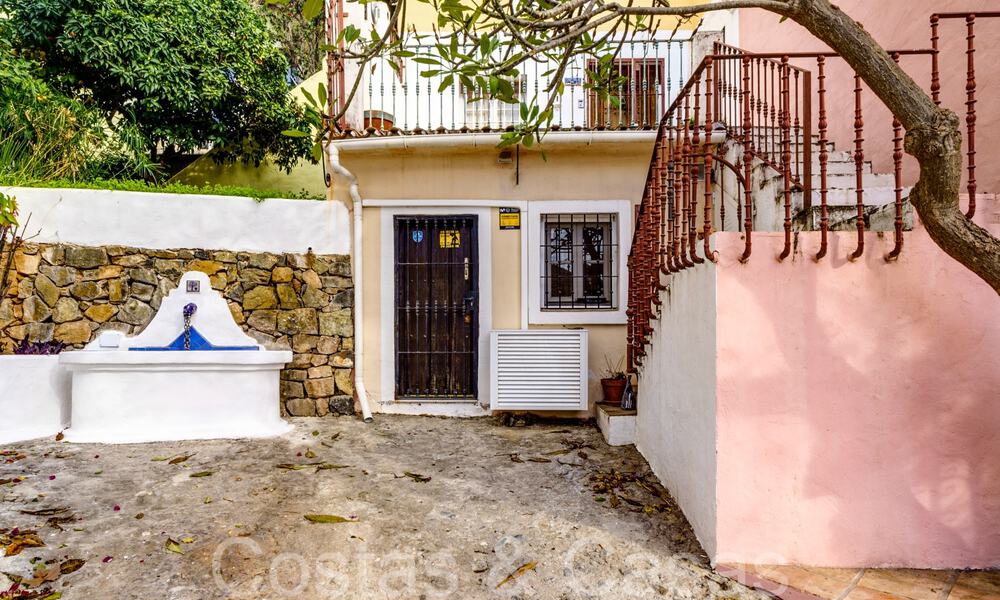 Pintoresca casa adosada con vistas al mar en venta en las colinas de Marbella - Benahavis 65950
