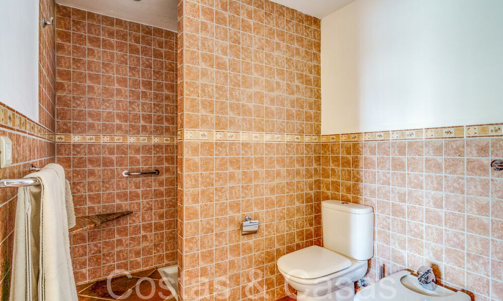 Pintoresca casa adosada con vistas al mar en venta en las colinas de Marbella - Benahavis 65956