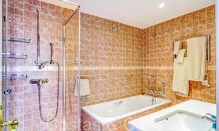 Pintoresca casa adosada con vistas al mar en venta en las colinas de Marbella - Benahavis 65960 