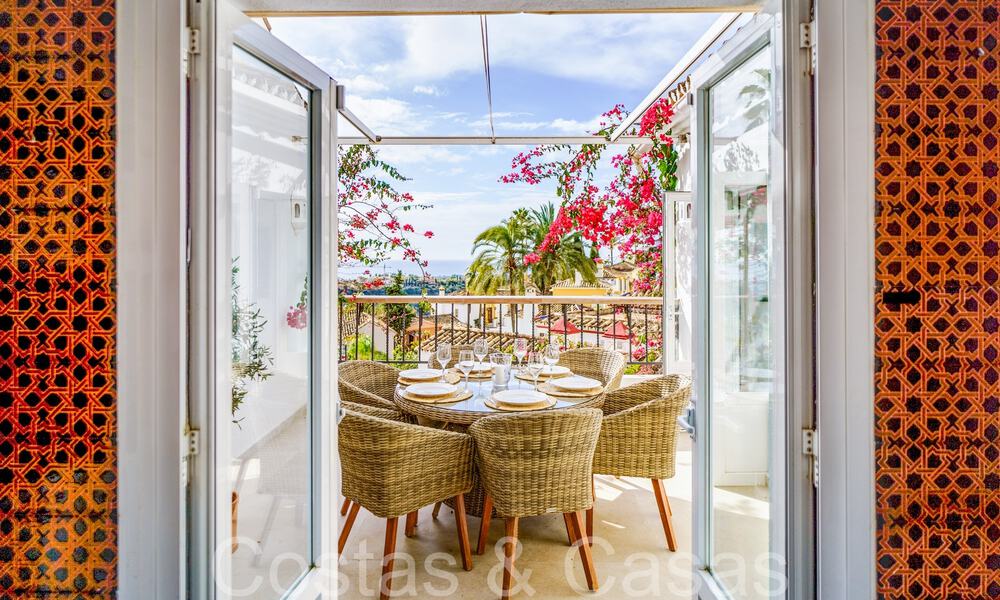 Pintoresca casa adosada con vistas al mar en venta en las colinas de Marbella - Benahavis 65966