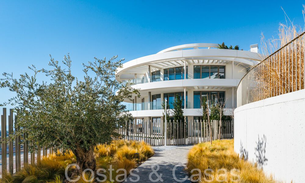 Apartamento de primera clase con fenomenales vistas al mar en venta en Benahavis - Marbella 65868