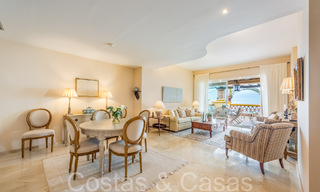Amplio apartamento en venta en un complejo de playa cerrado con vistas despejadas al mar al este del centro de Marbella 66028 