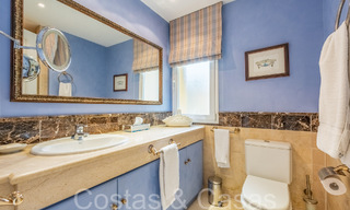 Amplio apartamento en venta en un complejo de playa cerrado con vistas despejadas al mar al este del centro de Marbella 66036 