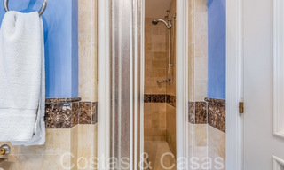 Amplio apartamento en venta en un complejo de playa cerrado con vistas despejadas al mar al este del centro de Marbella 66037 