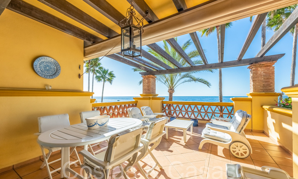 Amplio apartamento en venta en un complejo de playa cerrado con vistas despejadas al mar al este del centro de Marbella 66049