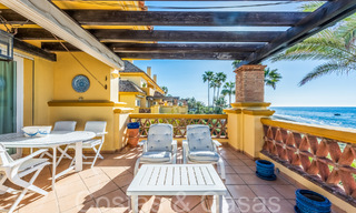 Amplio apartamento en venta en un complejo de playa cerrado con vistas despejadas al mar al este del centro de Marbella 66051 