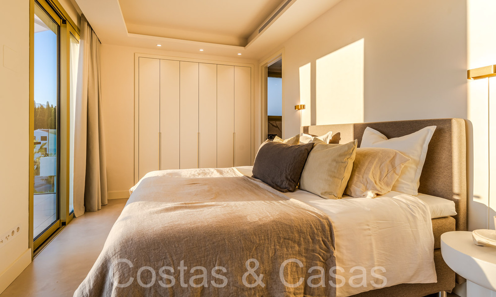 Ático ultra lujoso con piscina privada en venta en el centro de la Milla de Oro de Marbella 66125