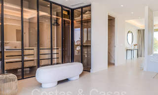 Ático ultra lujoso con piscina privada en venta en el centro de la Milla de Oro de Marbella 66146 