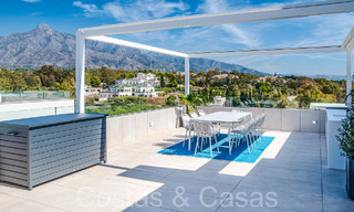 Ático ultra lujoso con piscina privada en venta en el centro de la Milla de Oro de Marbella 66151 