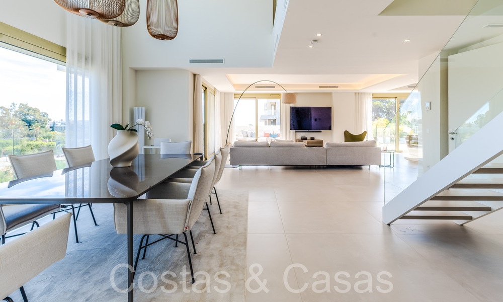 Ático ultra lujoso con piscina privada en venta en el centro de la Milla de Oro de Marbella 66163