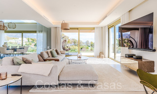 Ático ultra lujoso con piscina privada en venta en el centro de la Milla de Oro de Marbella 66169 