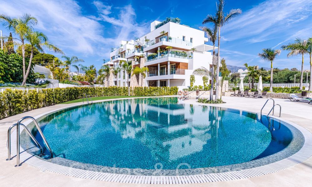 Ático ultra lujoso con piscina privada en venta en el centro de la Milla de Oro de Marbella 66174