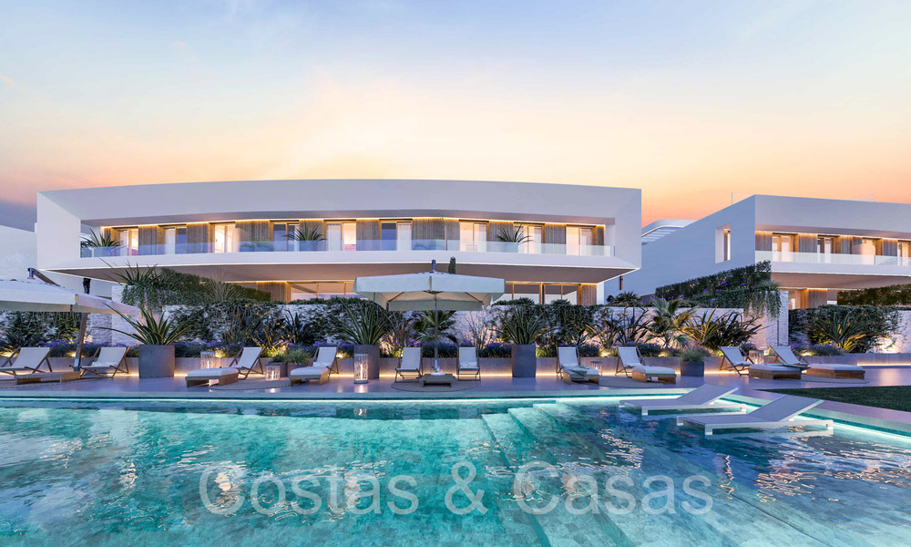 Casas adosadas nuevas y modernas en venta en un complejo boutique, en la Nueva Milla de Oro entre Marbella y Estepona 66242