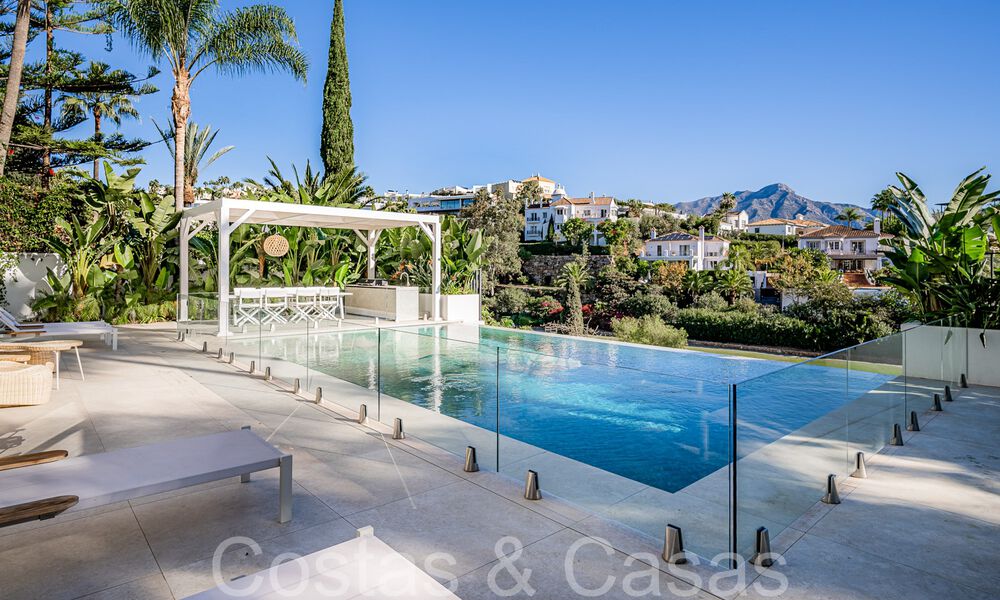 Amplia villa de lujo de alta calidad en venta a dos pasos del campo de golf en Marbella - Benahavis 66186
