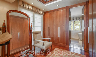 Villa andaluza en venta justo en la playa, en la Nueva Milla de Oro entre Marbella y Estepona 66253 