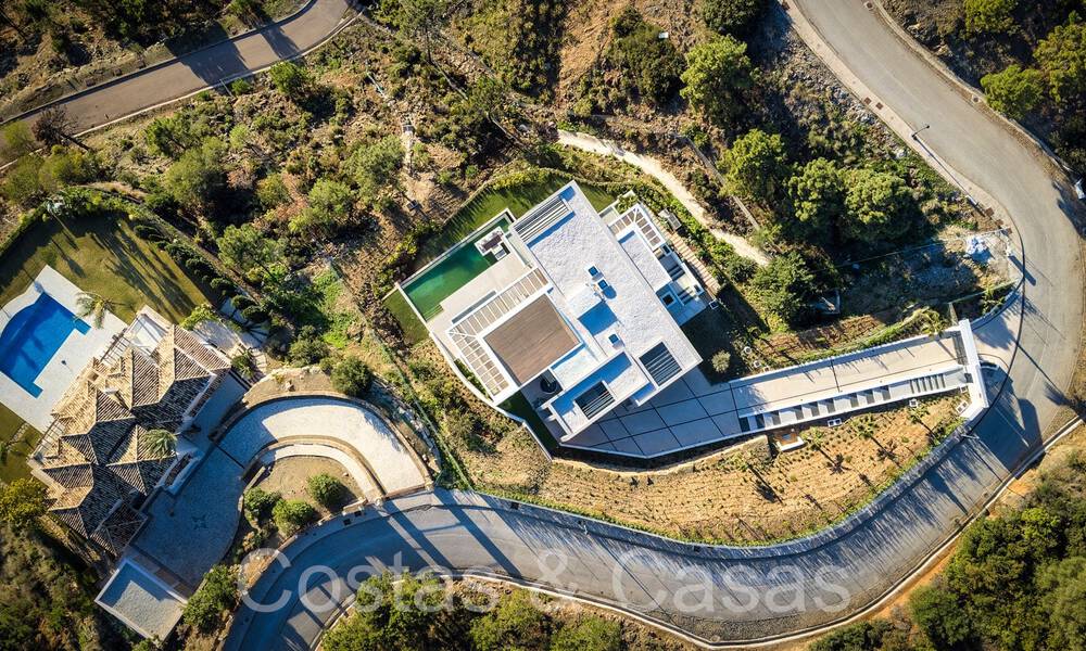 Nueva villa arquitectónica en venta en una urbanización segura en Marbella - Benahavis 66522