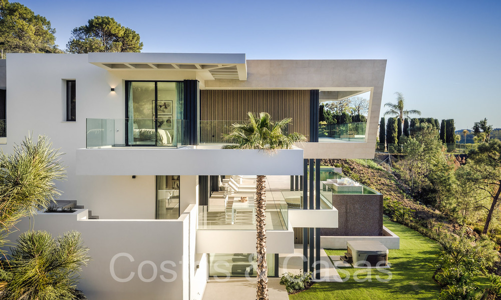 Nueva villa arquitectónica en venta en una urbanización segura en Marbella - Benahavis 66524