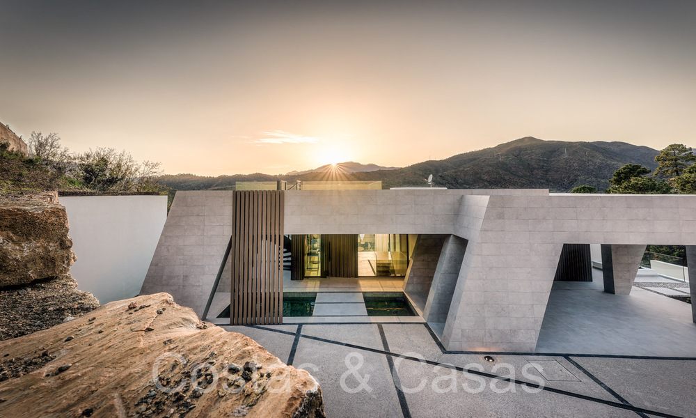 Nueva villa arquitectónica en venta en una urbanización segura en Marbella - Benahavis 66537