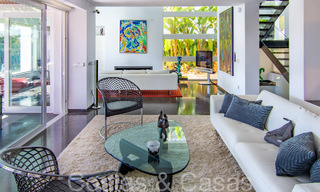 Atemporal villa de lujo andaluza en venta en una zona cerrada cerca de Aloha Golf en Nueva Andalucía, Marbella 66543 